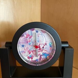 Macy’s holiday clock